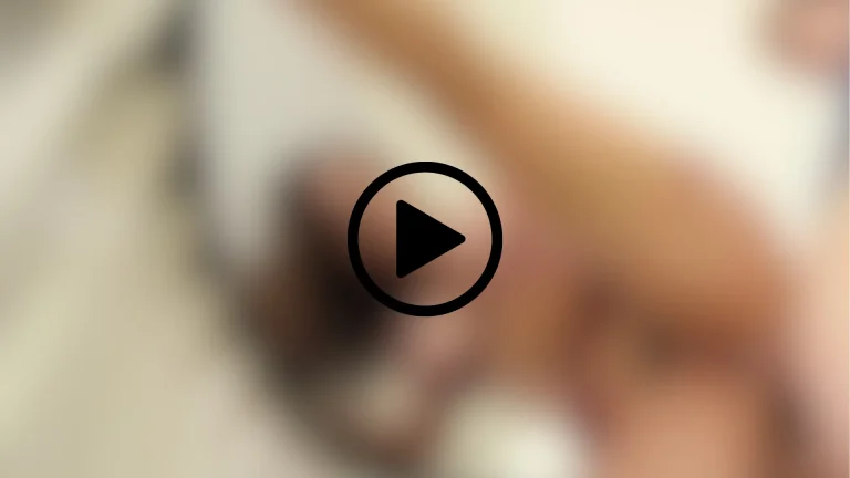 Lire la suite à propos de l’article Porno Brutal Sous La Table 